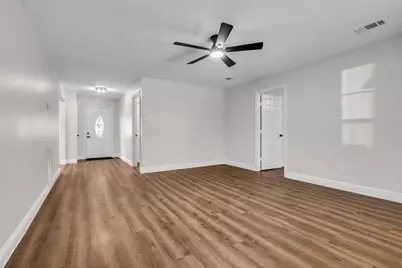 5945 Sinclair Drive, Montgomery, TX 77316 - Photo 10