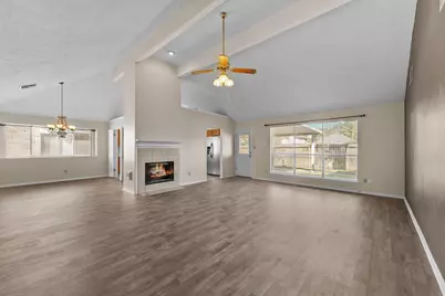 9402 Walnut Glen Drive, Houston, TX 77064 - Photo 8