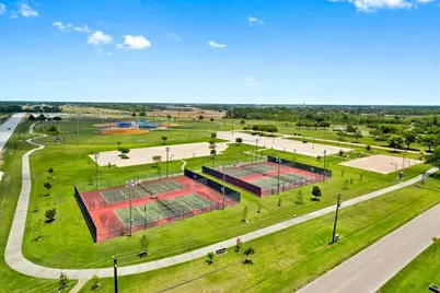 3203 Isla Samara Drive, Manvel, TX 77578 - Photo 8