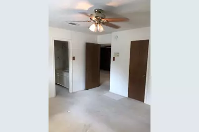 5622 Green Springs Drive, Houston, TX 77066 - Photo 6