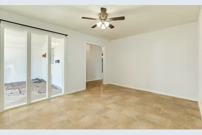 521 Sycamore Street, Lake Jackson, TX 77566 - Photo 10