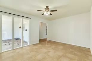 521 Sycamore St, Lake Jackson, TX 77566 - Photo 10