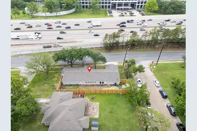 4660 Spruce Street, Bellaire, TX 77401 - Photo 6