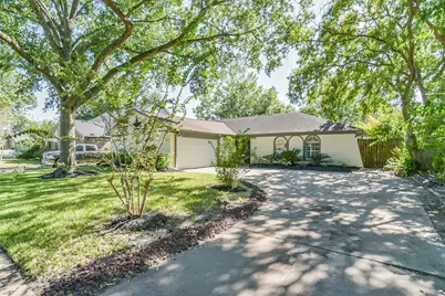 22203 Fincastle Drive, Katy, TX 77450 - Photo 2