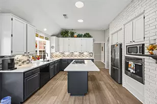 15419 Redbud Leaf Ln, Cypress, TX 77433 - Photo 14