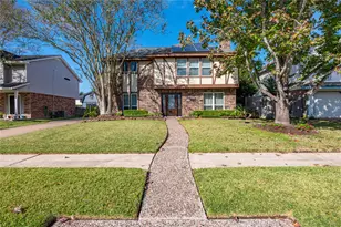 603 Chedworth Dr, Houston, TX 77062 - Photo 4