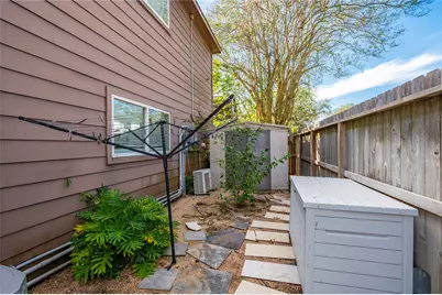 603 Chedworth Drive, Houston, TX 77062 - Photo 8