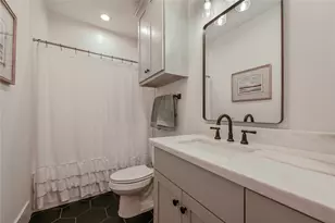 1512 Ashland St, Houston, TX 77008 - Photo 32