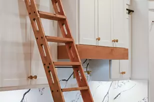 1512 Ashland St, Houston, TX 77008 - Photo 10