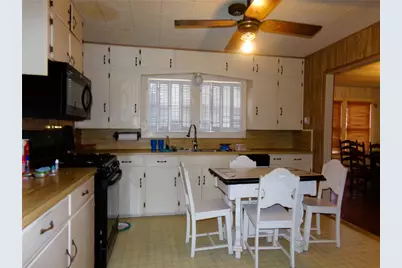 403 N West Street, Weimar, TX 78962 - Photo 2