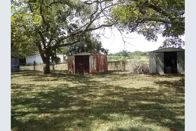403 N West Street, Weimar, TX 78962 - Photo 14
