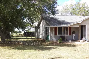 403 N West St, Weimar, TX 78962 - Photo 16