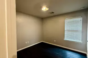 9214 Purston Ct, Houston, TX 77083 - Photo 8