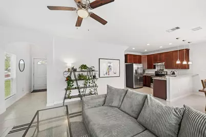 7423 Emma Lou St, Houston, TX 77088 - Photo 8