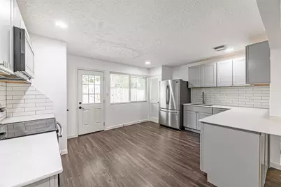 9414 Springview Lane, Houston, TX 77080 - Photo 4