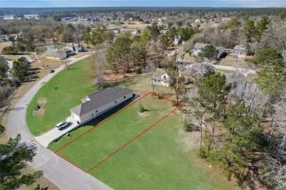 108 N Forest Drive, Huntsville, TX 77340 - Photo 2