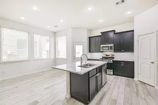 327 Biltmore Loop, Montgomery, TX 77316 - Photo 10