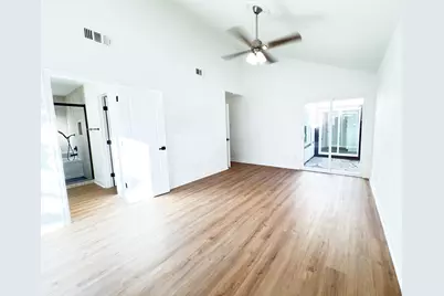 3819 Bear Creek Meadows Lane, Houston, TX 77043 - Photo 12