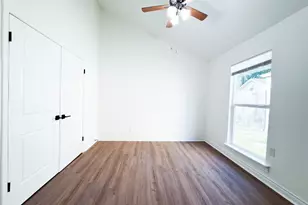 3819 Bear Creek Meadows Ln, Houston, TX 77043 - Photo 20