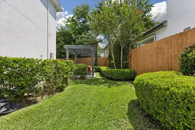 5413 Evergreen Street, Bellaire, TX 77401 - Photo 6