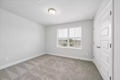 10 Greenbriar Loop, Angleton, TX 77515 - Photo 12