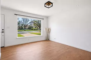 1704 Cherry Orchard Dr, Austin, TX 78745 - Photo 2
