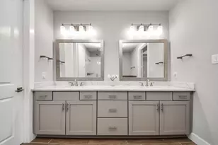 5720 Petty St, Houston, TX 77007 - Photo 28