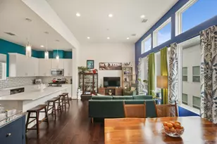 2210 Lou Ellen Ln, Houston, TX 77018 - Photo 2