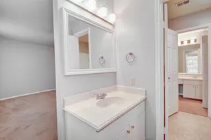 10254 Hammerly Blvd, Houston, TX 77043 - Photo 28
