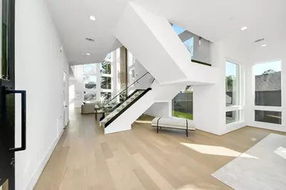 2232 Swift Boulevard, Houston, TX 77030 - Photo 2