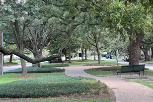 2407 Waugh Dr, Houston, TX 77006 - Photo 18