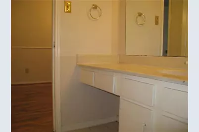 2100 Tanglewilde Street #680, Houston, TX 77063 - Photo 8