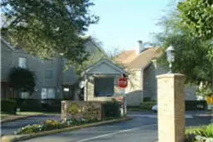 2100 Tanglewilde St, Houston, TX 77063 - Photo 2