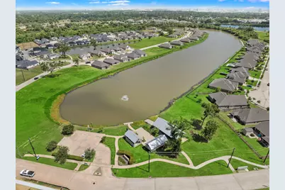 126 Water Grass Trail, Clute, TX 77531 - Photo 36