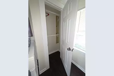 114 Canton Street #1/2, Houston, TX 77012 - Photo 12