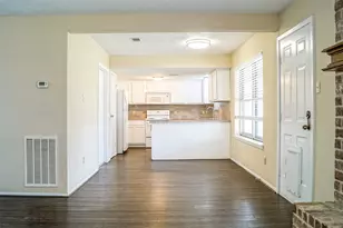 12645 Lake Conroe Hills Dr, Willis, TX 77318 - Photo 6