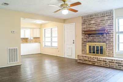 12645 Lake Conroe Hills Drive, Willis, TX 77318 - Photo 2