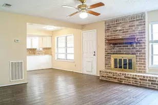 12645 Lake Conroe Hills Dr, Willis, TX 77318 - Photo 2