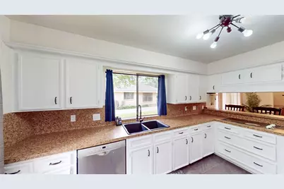 3819 Brook Shadow Drive, Kingwood, TX 77345 - Photo 12