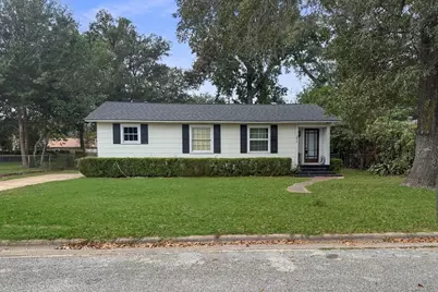 1835 N San Jacinto Street, Liberty, TX 77575 - Photo 26