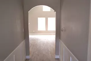 10660 Vinson St, Beaumont, TX 77713 - Photo 2