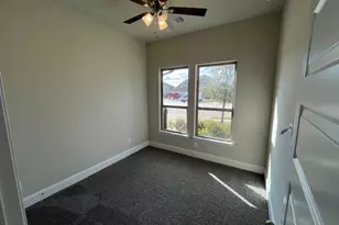 4703 Franklin Way, Rosharon, TX 77583 - Photo 10