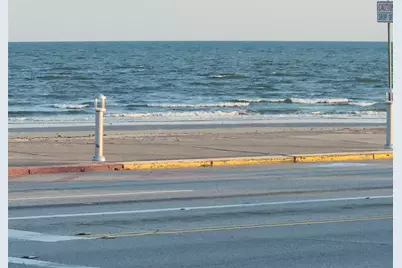 1314 43rd Street, Galveston, TX 77550 - Photo 4