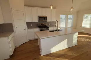 1904 Sleeping Hls Dr, Rosenberg, TX 77471 - Photo 4