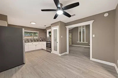7338 Cornwall Bridge Lane, Houston, TX 77041 - Photo 12