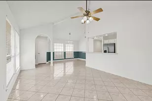 9208 Carousel Ln, Houston, TX 77080 - Photo 12