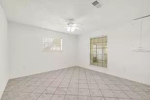 9208 Carousel Ln, Houston, TX 77080 - Photo 8