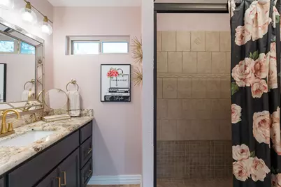 1534 Glourie Drive, Houston, TX 77055 - Photo 38