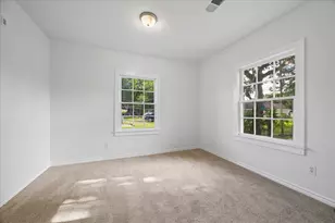 408 S 4th St, La Porte, TX 77571 - Photo 8