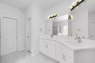 7902 Parnell St, Houston, TX 77051 - Photo 18
